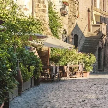 L'Archetto Nel Centro Storico Di Viterbo Viterbo